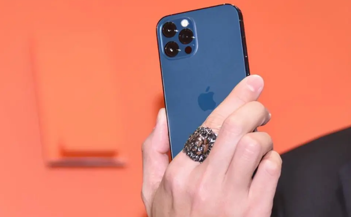 莱城苹果手机维修分享iPhone12系列重启方法教程 